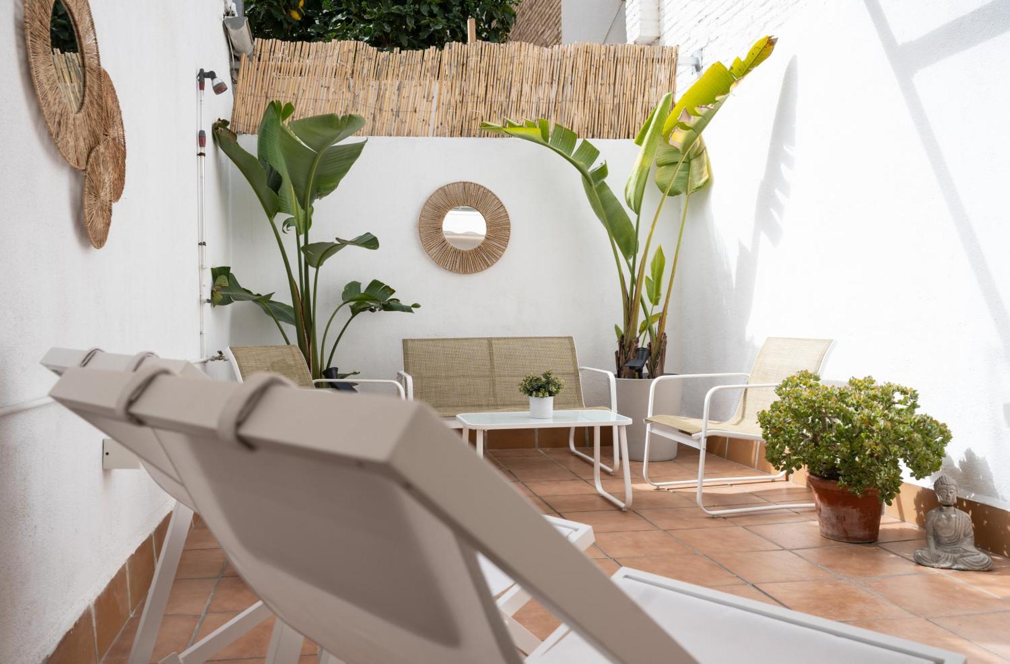 Stylish Apartment With Terrace For Couple Or Family Barcelona Kültér fotó